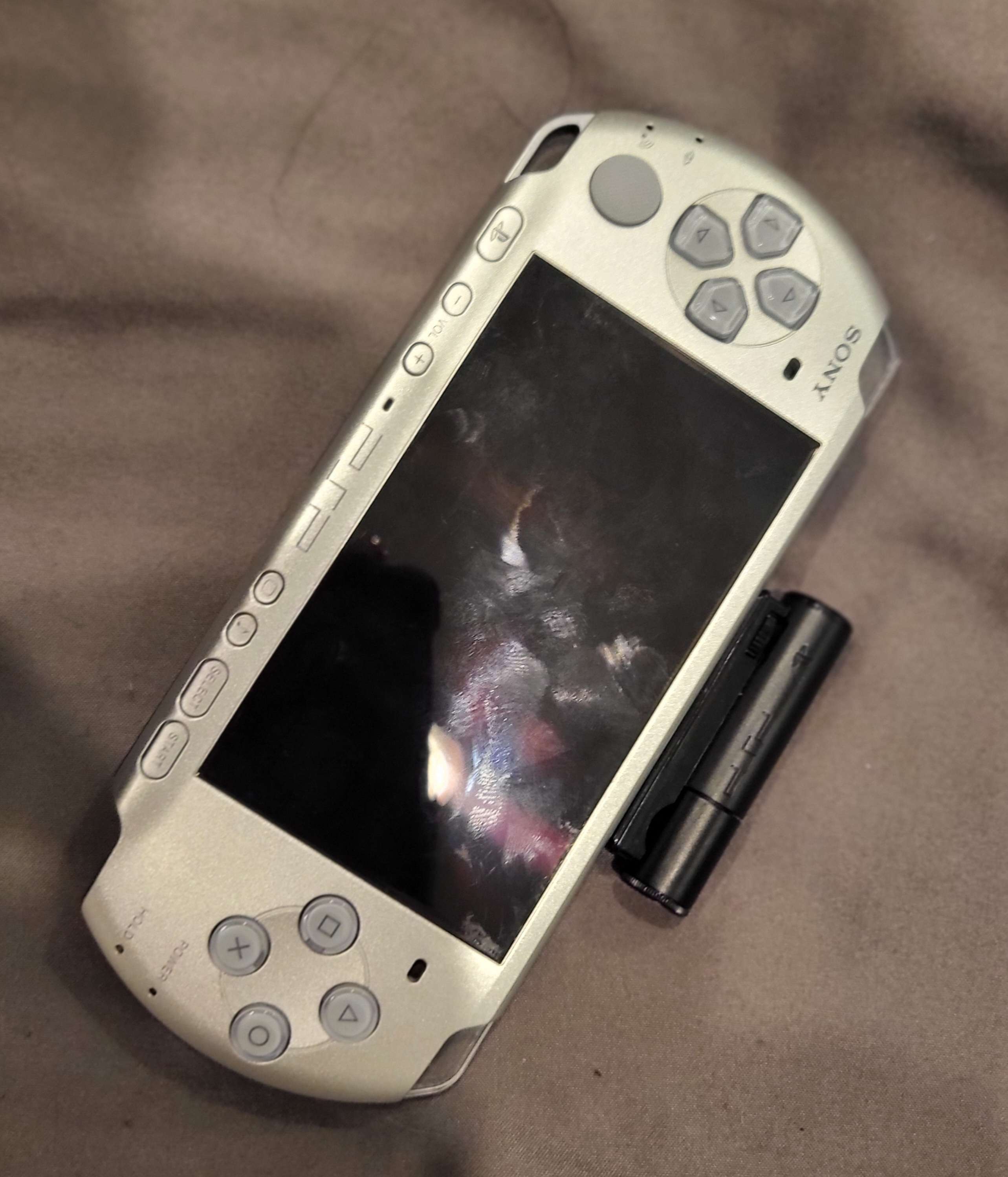 its a psp 3000 :( 